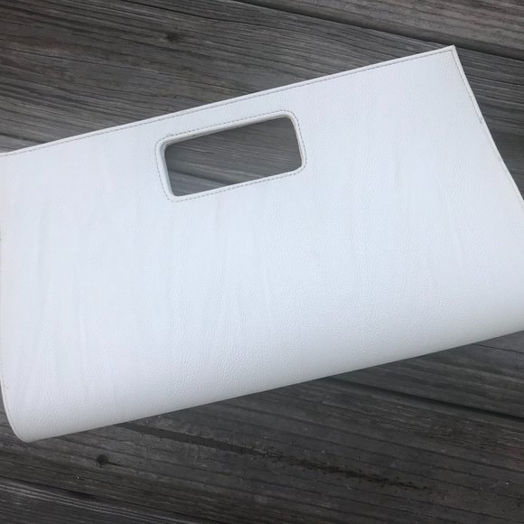 Charming Charlie Women Clutch Bag Purse White Read - Picture 3 of 13